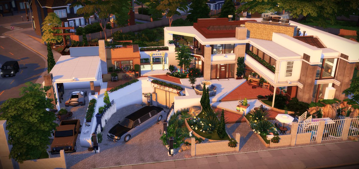 Security issues...?? 🫣
See if you can spot the five Security  Cameras...📷👀
@TheSims #TMone54 #ShowUsYourBuilds #EACreatorNetwork #Modern #fun #TheSims4