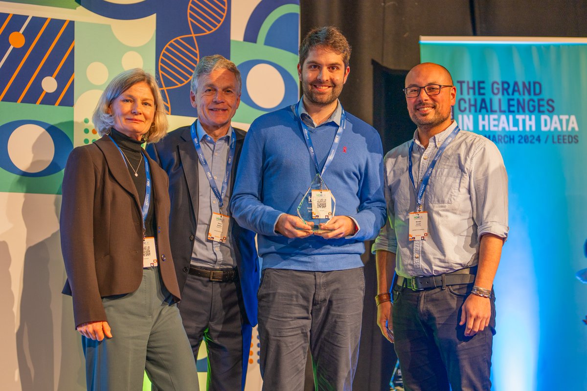 Congratulations to @Loic_Lnlg on winning the Health Data Research UK Susannah Boddie Award for Impact of the Year. Loic received the prize with Dr Michael Inouye for the Green Algorithms project, which promotes more environmentally sustainable computer science. Pic: @HDR_UK
