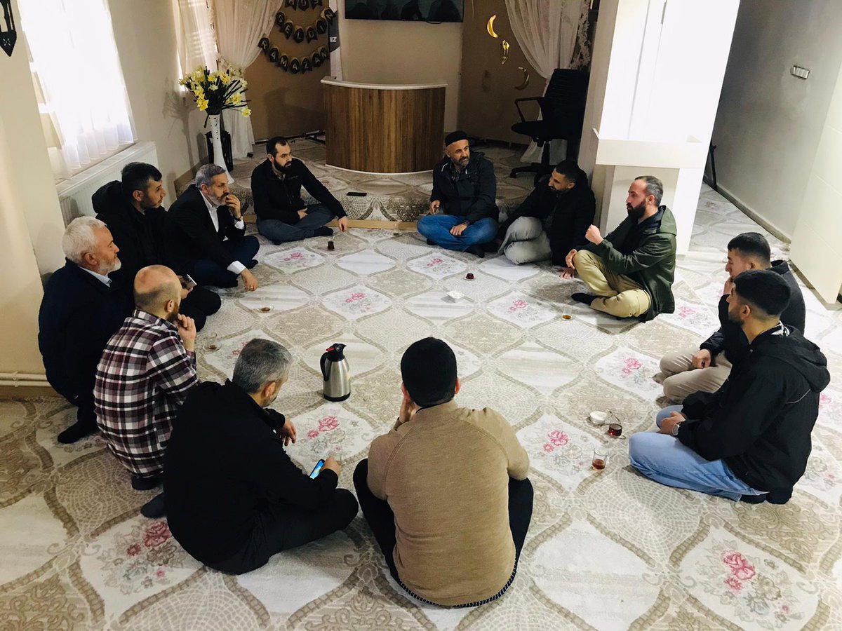 Sincan Furkan Hareketi mensupları bayramlaşma programında buluştu.

#ÖncüNesilBayramlaşıyor
