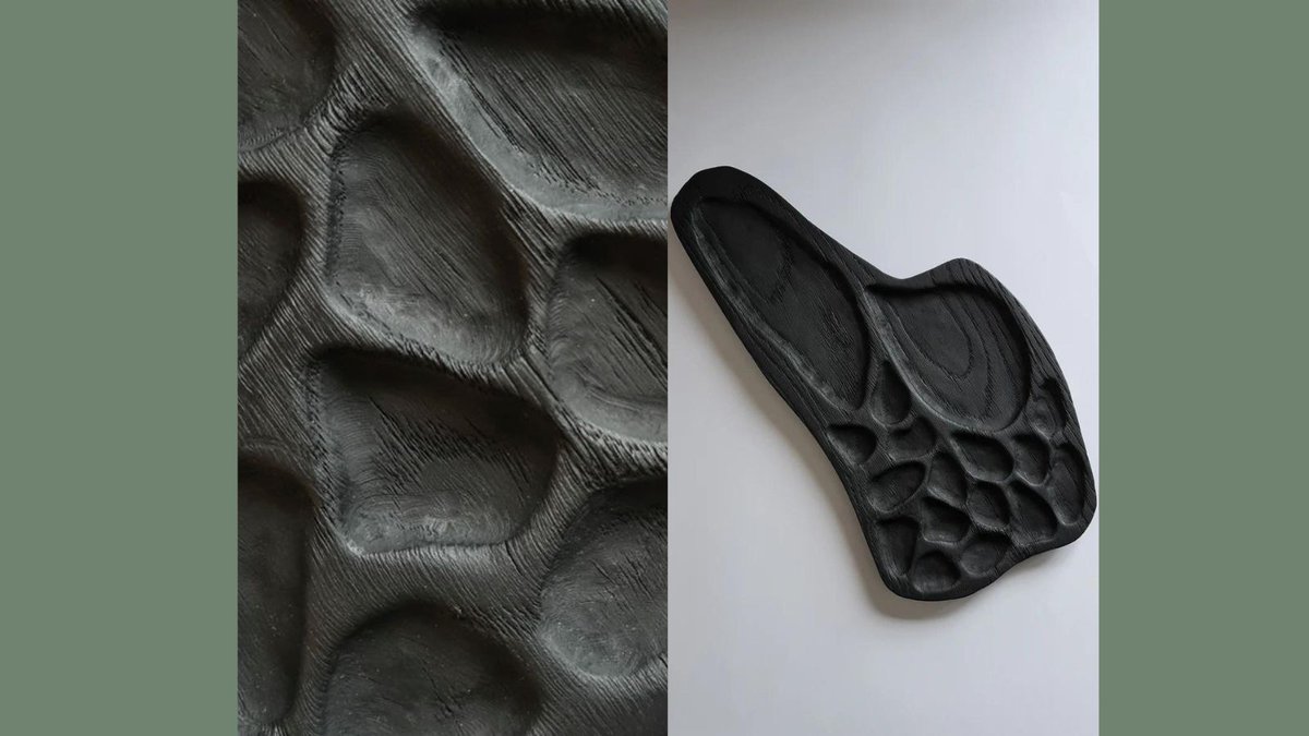 Sofia Karakatsanis' Carved English Oak Trays capture her sculptural approach to woodworking. The scorching, the irregular grooves, and shape of the trays highlight the natural grain of the wood, culminating in an organic, yet sculptural end product. #functionalart #sculpture