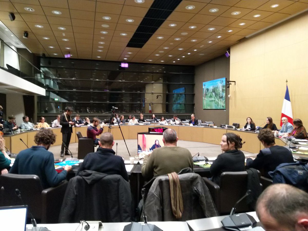 Top départ pour notre Assemblée paysanne ! Après plus de 200 visites de fermes avec l’AgriTour, les député·es @FIAssemblee invitent à l’Assemblée nationale des agriculteurs venus de toute la France, pour proposer leurs mesures pour la loi agricole. Foncier, renouvellement des…