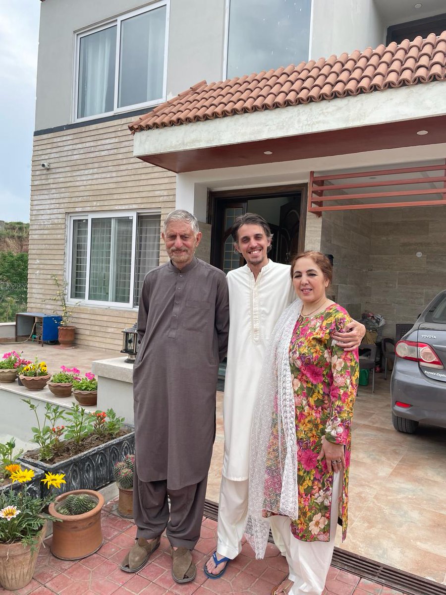 daniyalrahim5's tweet image. Eid Mubarak All You Lovelies ♥️🙏