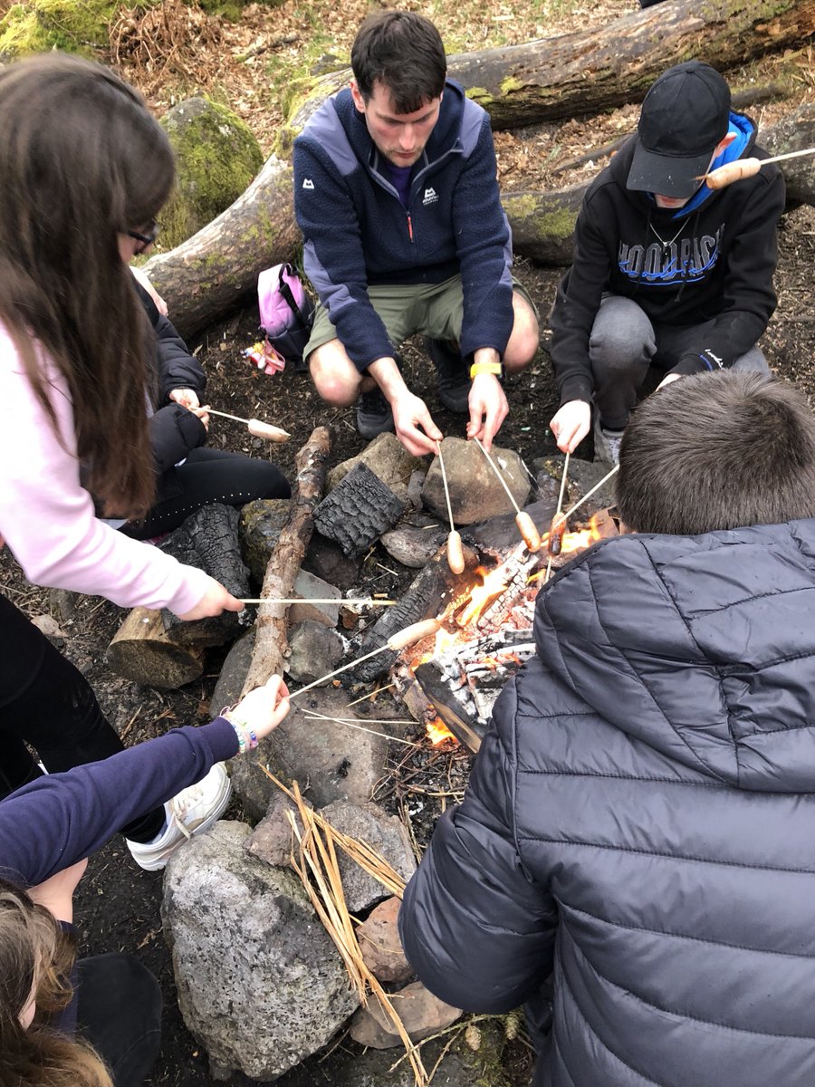 We spent the start of the week in one of our happy places... Carbeth!! We cooked sausages, roasted some marshmallow's and chilled around the fire 🔥🏕 Can you think of a better way to spend a Monday afternoon?