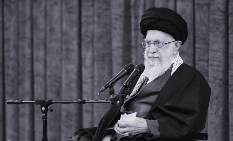 خامنه‌ای امروزگفت اسرائیل برای حمله به سفارت درسوریه باید مجازات شودومجازات خواهدشد وزیرخارجه اسرائیل هم گفت اگرایران ازخاک خودبه اسرائیل حمله کنداسرائیل پاسخ خواهدداد دست وپازدن خامنه ای درباتلاق،جواب بدهدآتش جنگ رابه‌قبای خودمی‌اندازد،پاسخ ندهدریزش بیشتربسیجیها #ایران