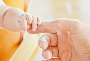 pedro_dosrius's tweet photo. 📆 Hoy 10 de Abril, Ocurre durante el 1 año de vida (entre los 2 y 12 meses de edad) puede ser incapacitante si no es tratada a tiempo, afectando la memoria, la atención, el desarrollo psicomotriz y las capacidades de aprendizaje.
#DíaMundialDelSíndromeDeWest #WestSyndromeDay https://t.co/lBcWRJIjgO