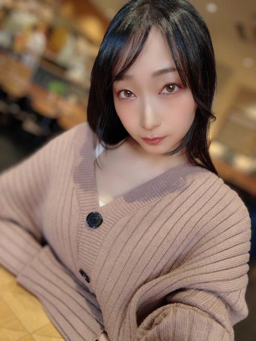 久々外でプラベ飲み 今夜20時出勤！よろしくお願いします！ https://t.co/JWMcjBCoeP