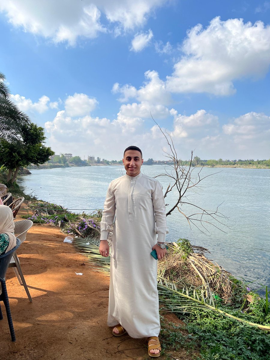 عيدكم مبارك وكل عام وانتم أقرب إلى الله وطاعته ♥️