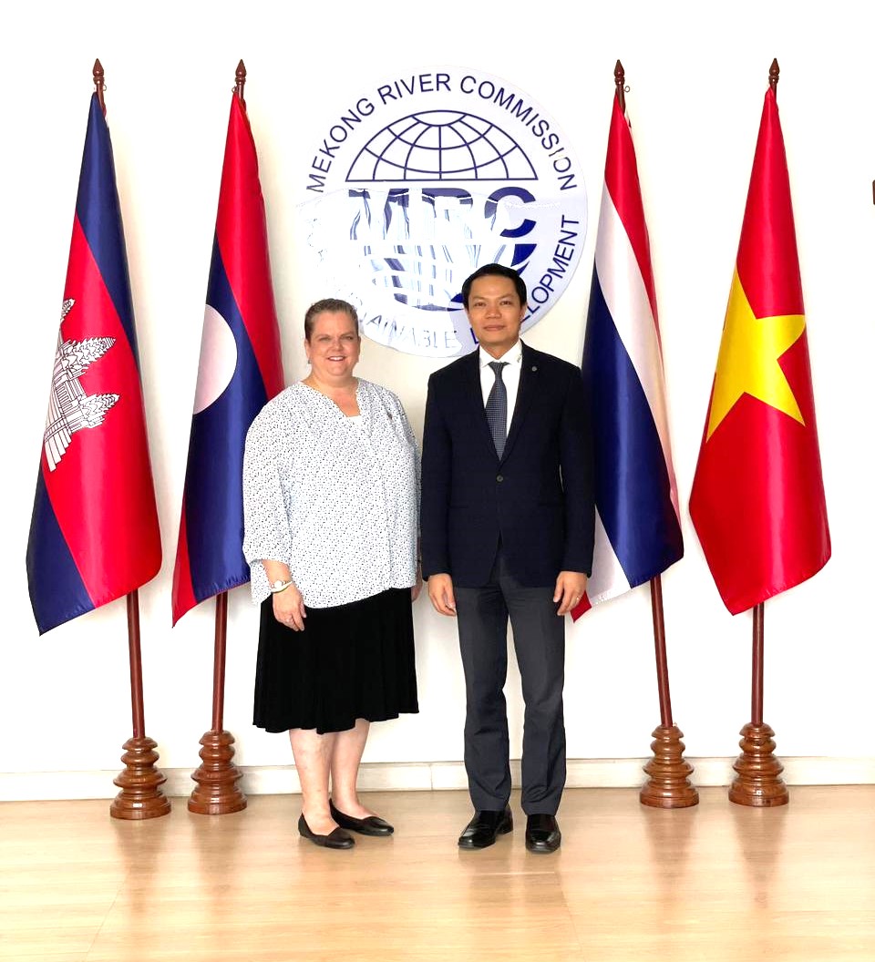 CEO Anoulak Kittikhoun welcomed Ms. Heather Variava, the newly appointed US Ambassador to Lao PDR @usembassyvte, at the MRC Secretariat Headquarters in Vientiane and discussed the Mekong and regional developments, the crucial role of the MRC, and the US support and cooperation.