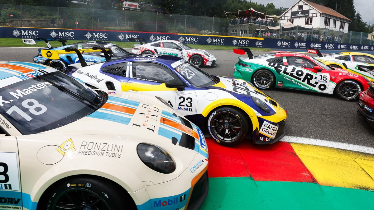 PorscheSupercup tweet picture