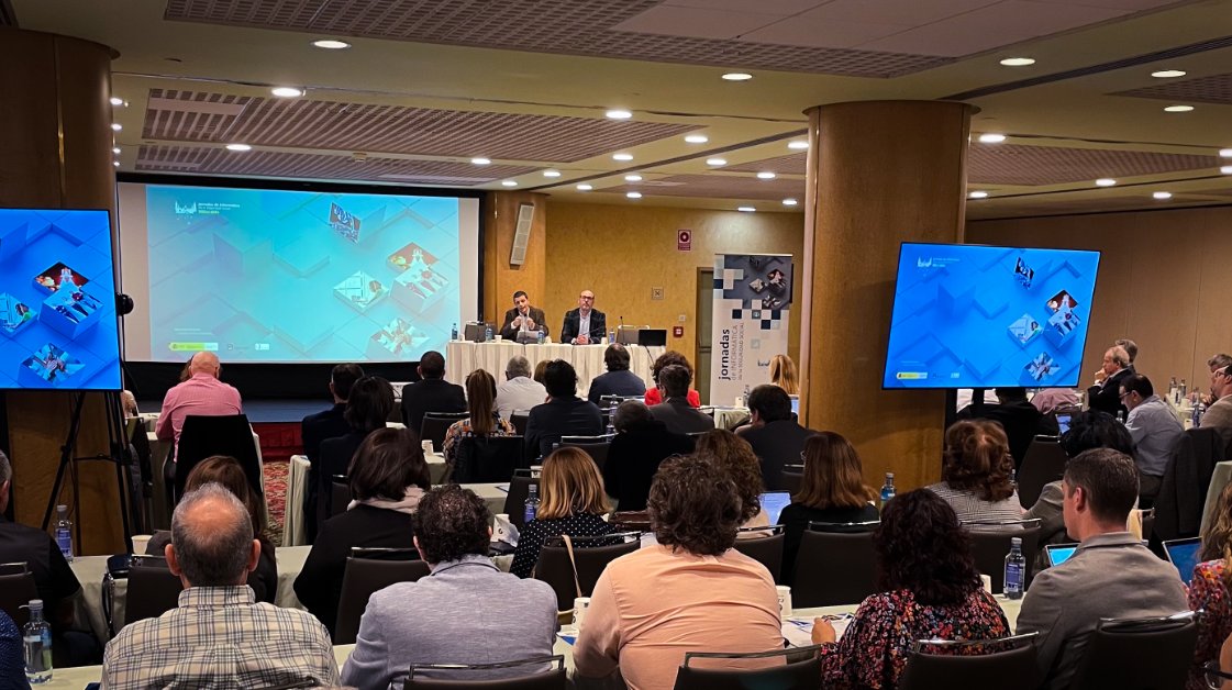 CorujoBorja's tweet photo. Esta mañana he participado en las Jornadas de la Gerencia de Informática de la #SeguridadSocial en Zaragoza

🗣️ "Debemos aprovechar el potencial de la #GISS 
y su apuesta por la innovación y la Inteligencia Artificial para ponernos a la vanguardia de la atención a la ciudadanía" https://t.co/jZ3oUmuwtr