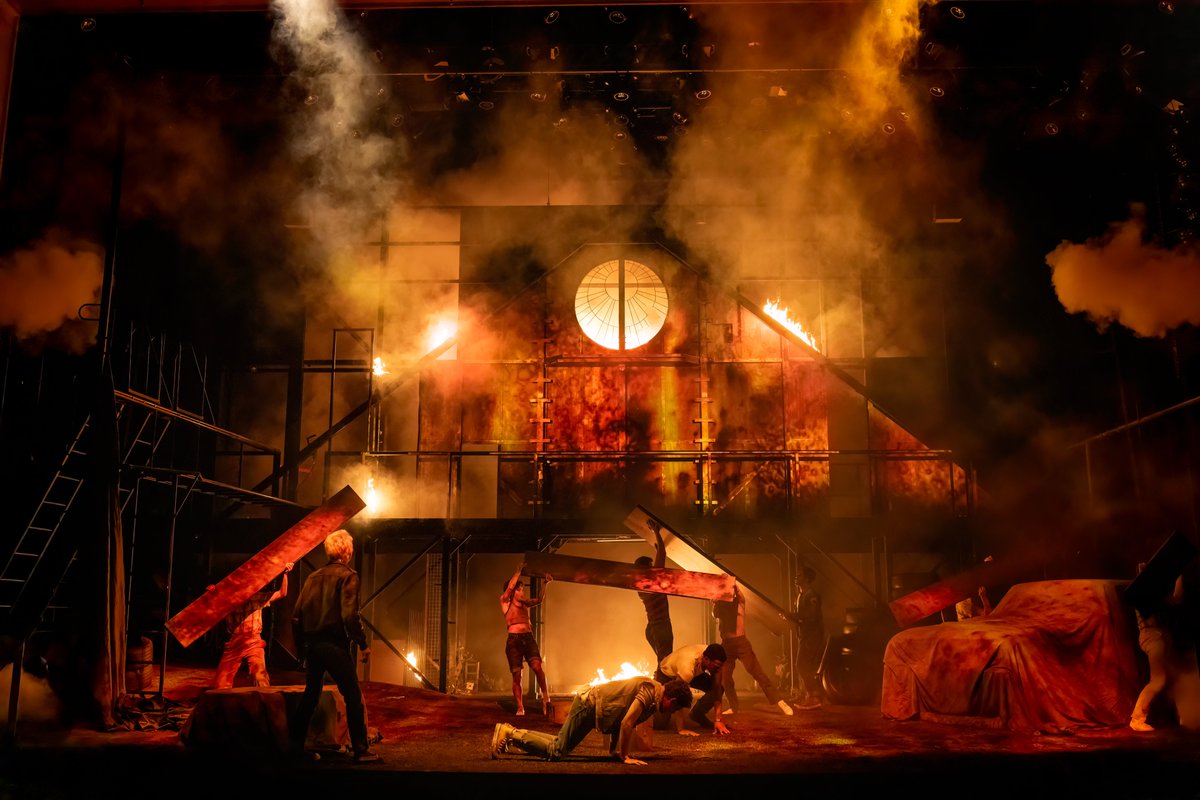 These photos are golden! Check out the Broadway production of The Outsiders ahead of its official opening tomorrow. Find out more theatermania.com/shows/new-york… 📸 Matthew Murphy