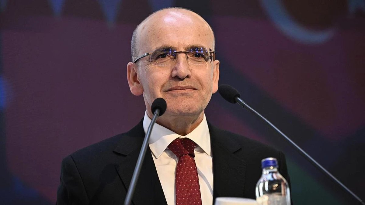 Mehmet Şimşek: 💢 Dünya Bankası ile yürüttüğümüz güçlü işbirliği kapsamında gelecek 5 yıllık döneme ilişkin mali işbirliği programı oluşturuldu. 💢 Dünya Bankasının ilk 3 yıl içinde ülkemize ilave 18 milyar dolarlık finansman sağlayacağı Ülke İşbirliği Çerçevesi Programı,