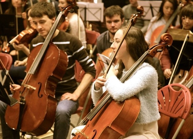 UCD is inviting applications for the 2024–25 Joseph M. Hassett Creativity Bursary in Musical Composition which comes with an award of €5,000. 26 April is the deadline: ow.ly/bOc050Rc3pt More opportunities: ow.ly/3KIq50Rc3pq