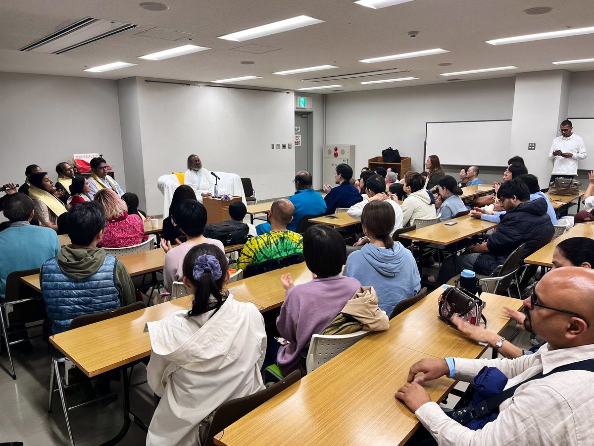 In a country known for its culture of thorough pre-planning, a Satsang was meticulously organized in just 5 hours in Kofu city, complete with food for all attendees!