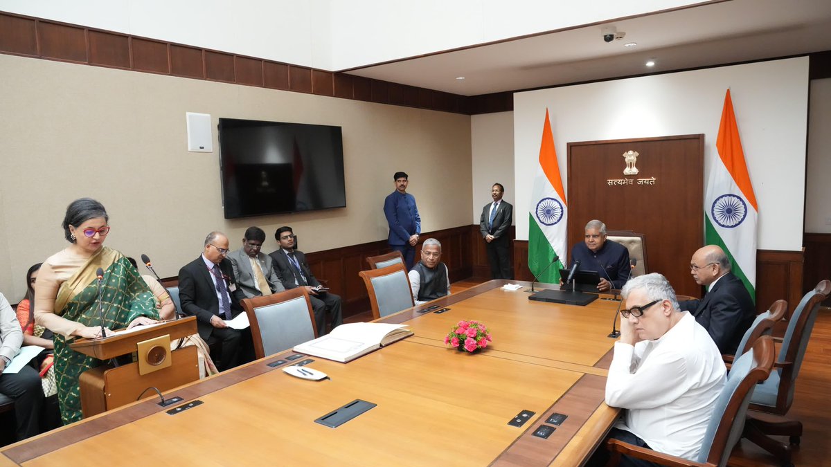 Today will be etched in my memory as the day that I took my oath as Member of Parliament in the Rajya Sabha. It was an honour to be in the company of honourable RS chairman @VPIndia . I pledge to always do my duty to uphold constitutional principles and dedicate myself to the…