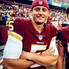 Tress Way flew into Dulles after the Redskins signed him in ‘13 from the waiver wire. Scout that was to pick him up fell asleep so he laid on the benches not knowing where to go. The Snyder/Allen way 😂 ended up as the best player of their tenure #HTTC