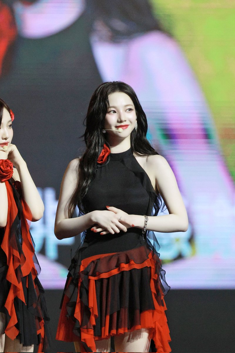 유지민 생일축하해😸

#에스파 #aespa #카리나 #KARINA #エスパ #カリナ

#봄바람을_타고온_지민이의_스물넷
#BluumingWithKarina
#my_oneandonly_Karina