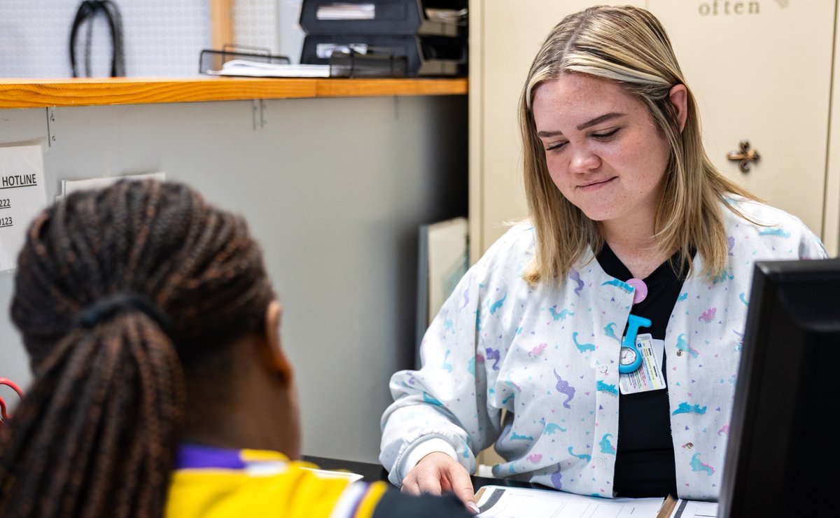 Making sure they're prepared to help you go from 🤒 to 😆

#CenturaCollege #SkilledTrades #AlliedHealth #TradeSchool #medicalassistant #medicalassisting #medical #medicalcareers