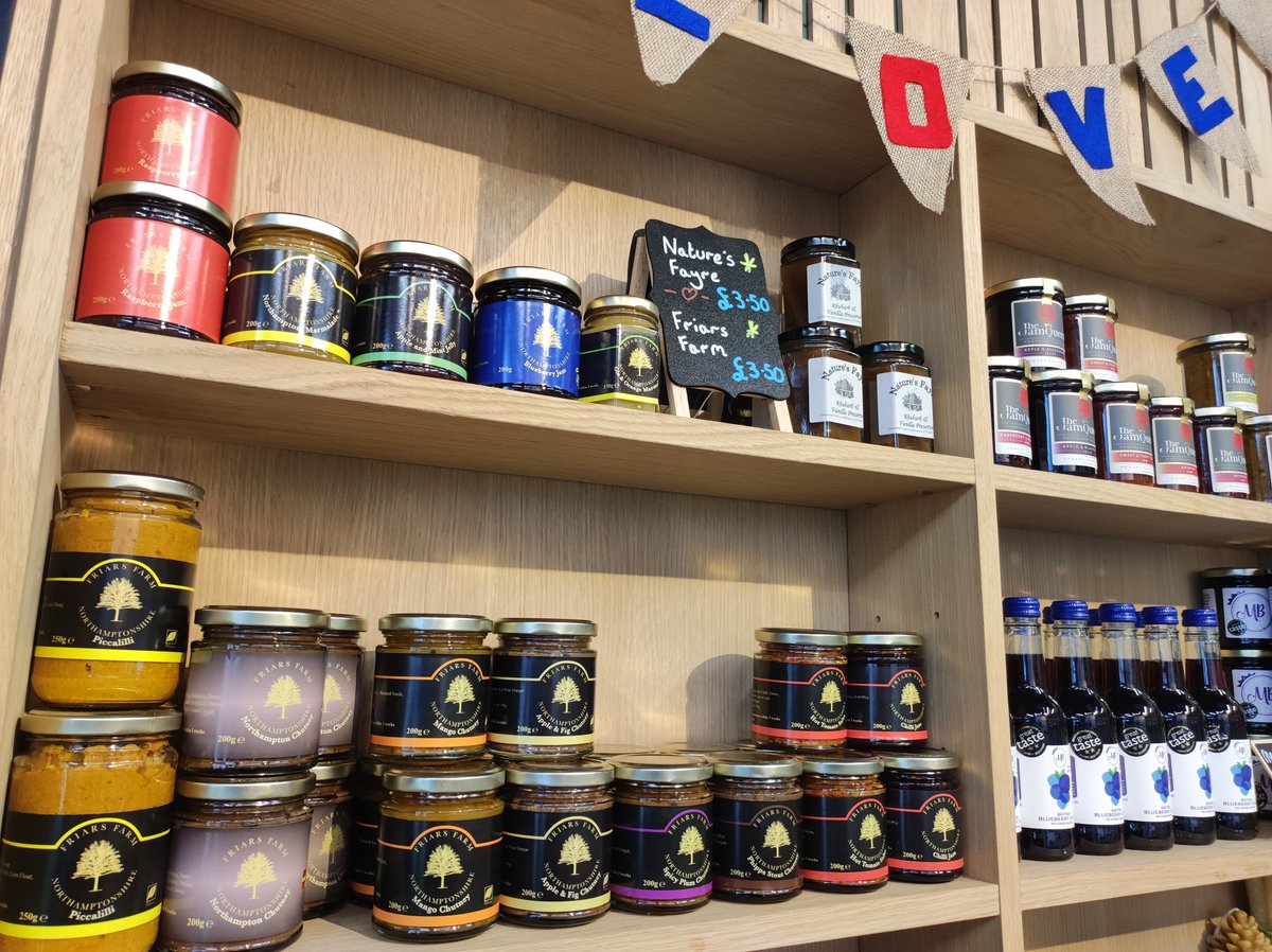 The fantastic @friarsfarm1 have dropped off some brand new stock now available to purchase at the Discover Hub! See something you like the look of? 😋🍯 The Hub is open 7 days a week from 10am-5pm (Sun: 11am-4:30pm), and located at Rushden Lakes. #ukspf #wherenext @NNorthantsC