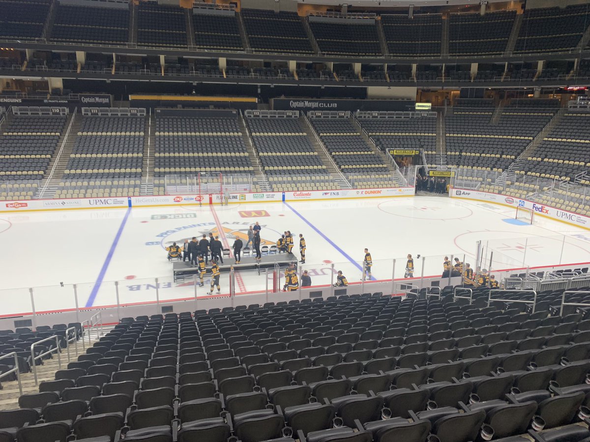 Follow live updates from practice from @TaylorHaasePGH: dkpittsburghsports.com/team/penguins/…