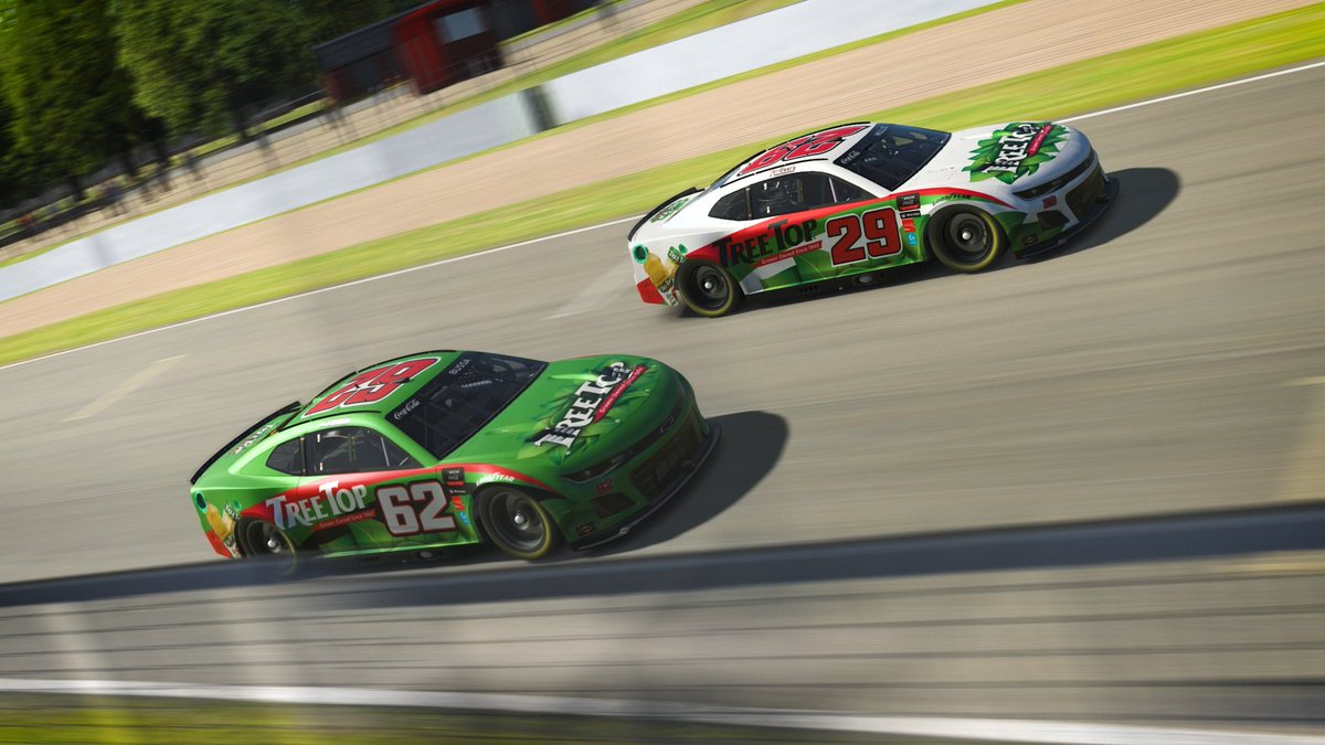 11th place at Brands Hatch. Had better pace, but had to overcome a few setbacks after contact. Climbed into the top 10 in driver standings and #TeamKHI moves into the top 5 for team standings!📈 @TreeTopInc | @KHI_eSports @KHIManagement | #eCCiS