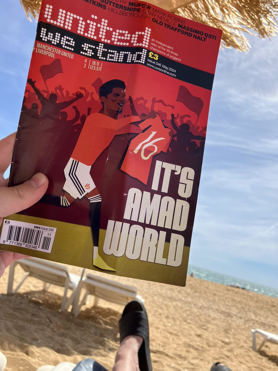 Reading the latest @UWSmag on the beach in Portugal. A cracking read as always. Support fanzines! #MUFC