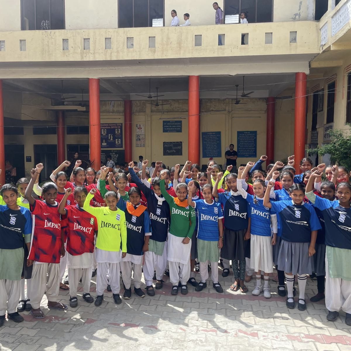 BCFCWomen's tweet image. One of our Official Supporters’ Clubs, @PanjabiBlues, took old kit and training wear out to Punjab to give to poverty stricken areas and schools.

Great work. 👏💙