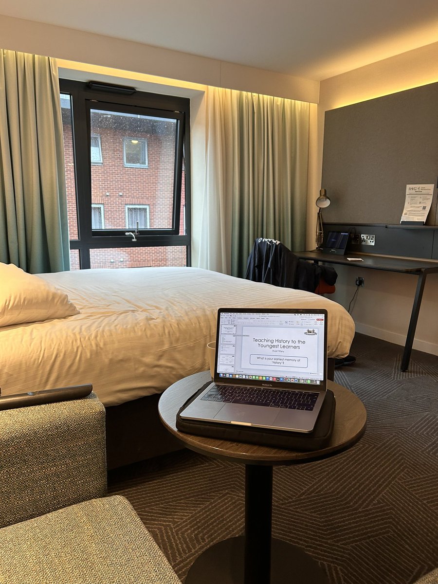 A final check and run through ready to speak to @sclongair’s students tomorrow. Even got a free upgrade at the hotel because I’m a member of the points scheme thingy…