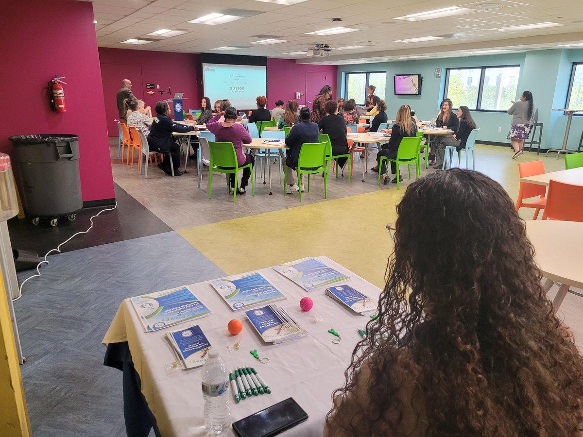 Appreciating the opportunity to bring awareness of the many resources available for students and families during today's SBAB - CPR Day! #YourBestChoiceMDCPS @SuptDotres @LDIAZ_CAO @MDCPSCommunity