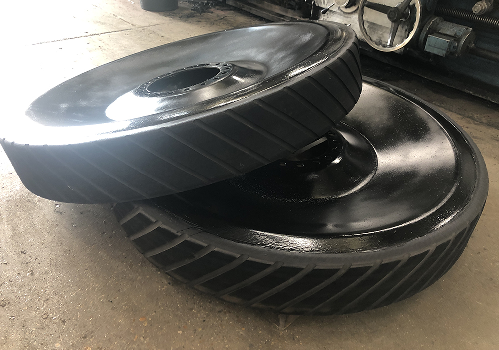 We have some newly refurbished wheels for some Earthmoving Machinery ready to go out to a customer. Why buy new? We refurbish your wheels to make them work harder for longer Find out more cliftonrubber.com/rubber-coverin… #rubbercovering #rubber #polyurethane #wheels #earthmoving #topsoil