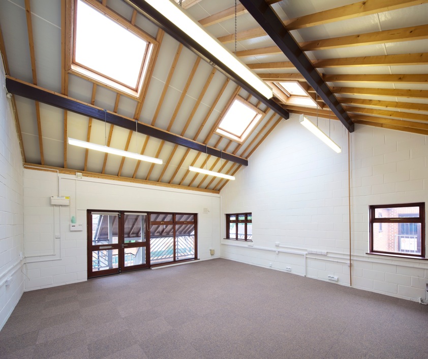 NeedSpaceUk's tweet photo. Delighted to welcome Harris Wickens Estate Agents; KinteiQ Life Sciences; &amp; Reduced Hackers to Needspace #Horsham. 
We provide affordable, flexible contracts &amp; #workspacestorent, from just 3 months, to help small businesses grow. 
Learn more: https://t.co/00KdI3DAu8
#officespace https://t.co/wUpizgHlJs