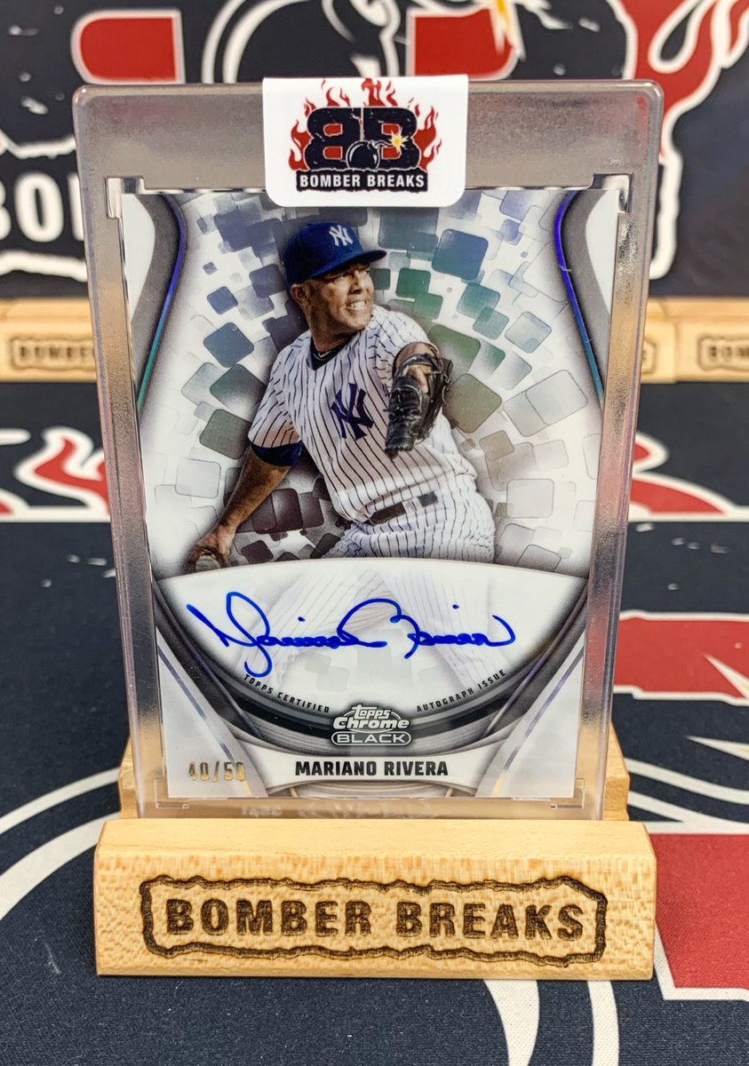 Ivory Chrome Refractor Auto /50 of @marianorivera with a sweet pull for the Yankees in our @bomberbreaks Ignition Baseball breaks! 🔥🔥 
@topps @fanatics #baseballcards #mlb #yankees #newyorkyankees #marianorivera #toppschrome #groupbreaks #boxbreaks #casebreaks #thehobby #boom