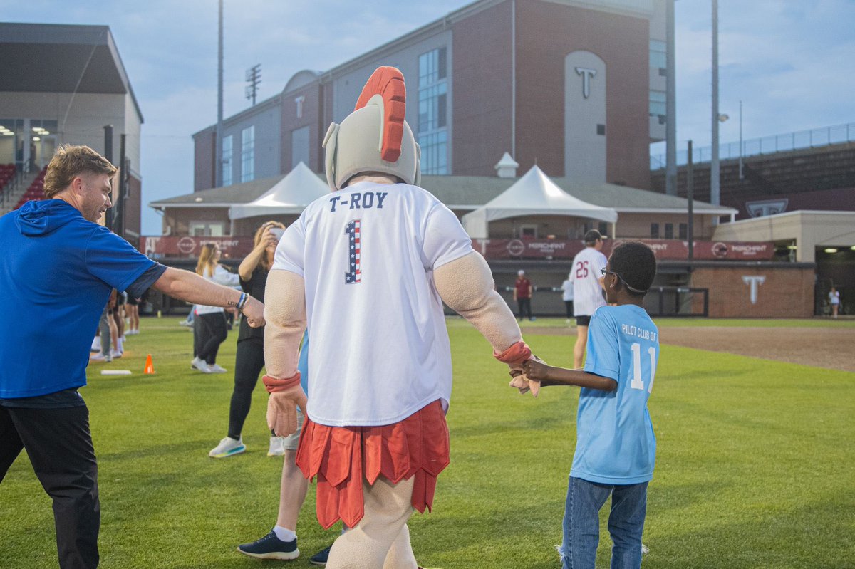 Had a blast at the Miracle League’s Opening Night last night!