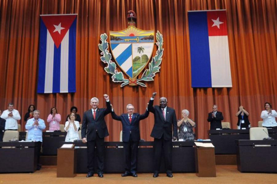 Ciento cincuenta años después de aprobada la Carta Magna de Guáimaro, el 10 de abril de 2019, fue proclamada la actual Constitución de la República de Cuba, ante las banderas que representan nuestra fidelidad con los patriotas cubanos. #PoderDelPueblo #CubaViveEnSuHistoria