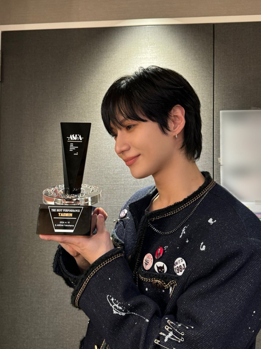 [#태민] 📸 ASIA STAR ENTERTAINER AWARDS 2024 완료✨ 함께 즐겨주신 무대와 함께 만들어주신 상들까지🏆 행복한 하루 만들어주셔서 감사합니다🫶 #TAEMIN #ASEA2024