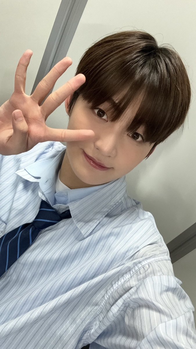 jihoonxpics's tweet photo. jihoon weverse update 

#JIHOON #한지훈 #TWS #투어스 https://t.co/vITY5uFWlJ