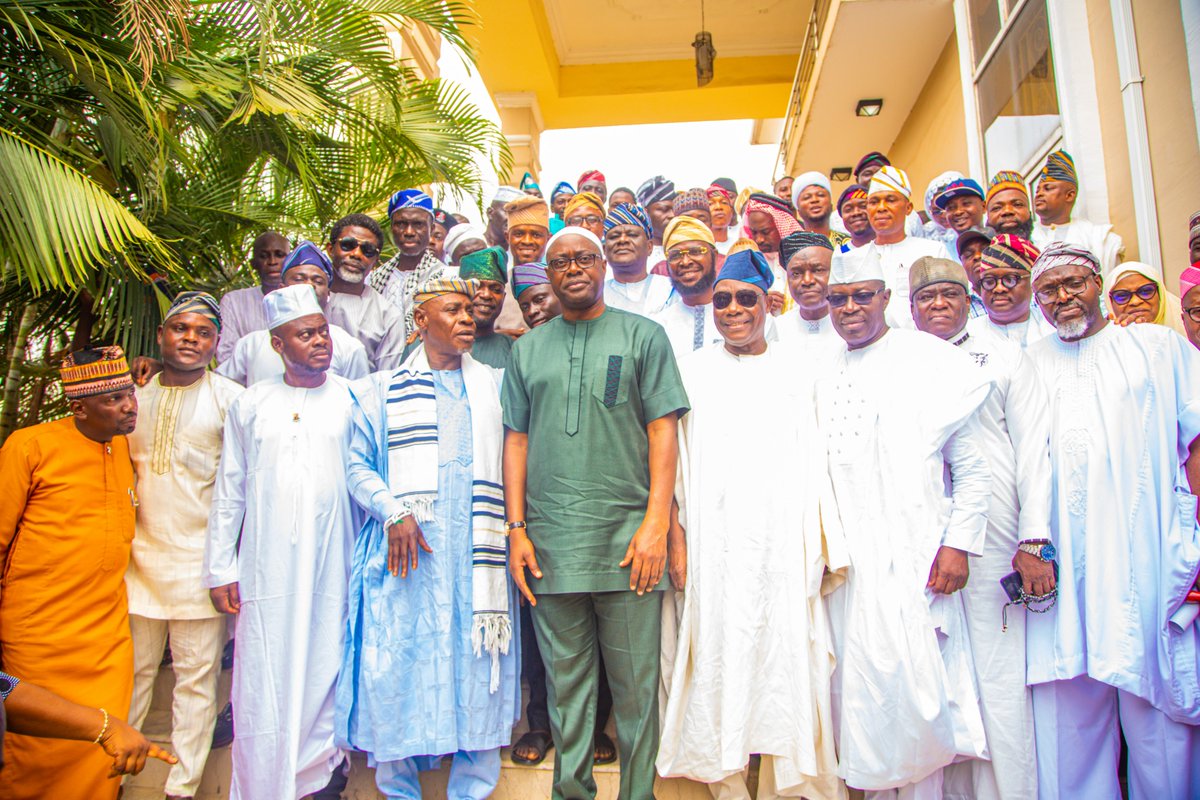 It was a pleasure to receive our Muslim brothers and sisters led by our Deputy Governor, His Excellency Barr. @_BayoLawal earlier today to celebrate the end of Ramadan. It is my prayer that we will continue to live in harmony and work together to move our dear State forward.