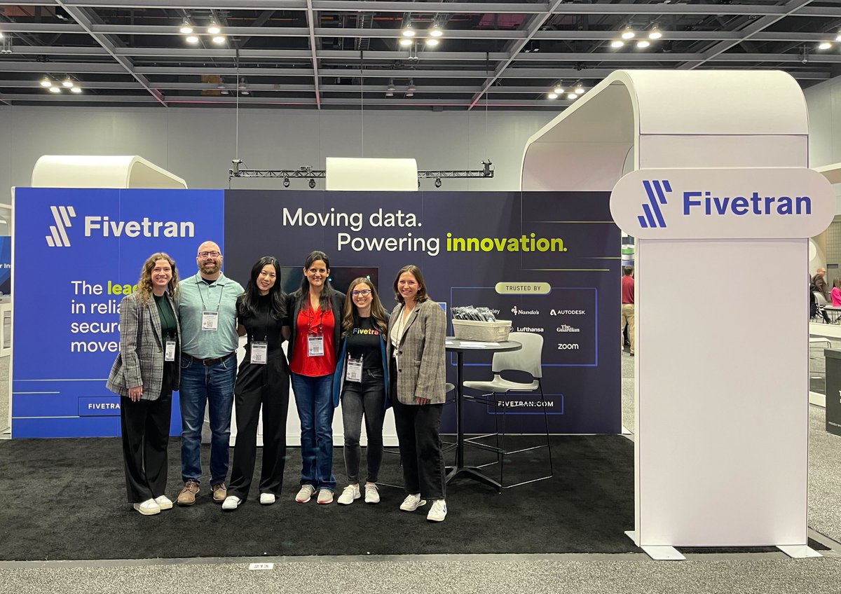 Exciting day at Data Universe! The Fivetran team is ready to showcase our innovative data integration solution at Booth 213. If you're looking to streamline your data pipeline and optimize your analytics, come stop by and meet our crew. See you soon! #DataUniverse