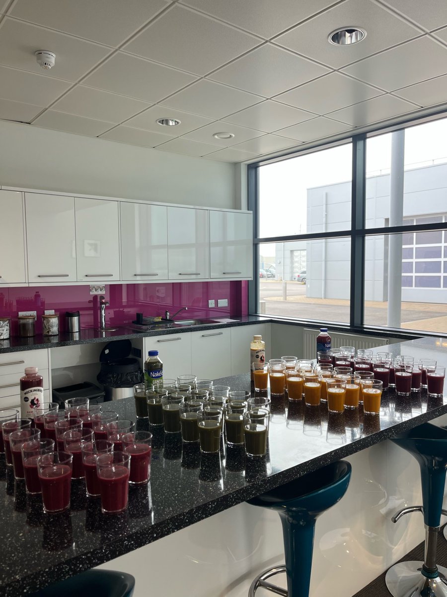 Our customers were berry impressed with our smoothie morning today!🍓🫐

A chit chat and a beverage for our networking session this week, where we got people to bond over something fruity.

What's your favourite smoothie flavour?

#business #officespace #meetingspace #networking