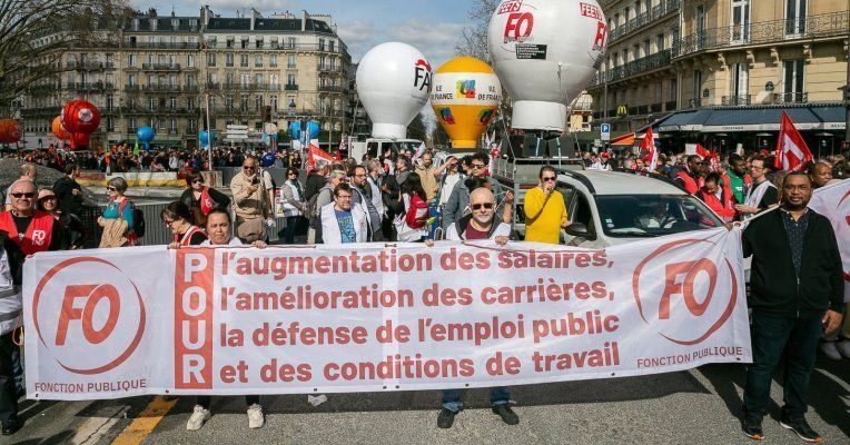 Le cadre de la semaine en 4 jours précisé par le ministère : FO dénonce un leurre.

FO dénonce un passage en force de l’exécutif qui va coûter cher aux agents : en effet, la #DGAFP préconise la réduction du #télétravail et des jours de #RTT >> force-ouvriere.fr/le-cadre-de-la…