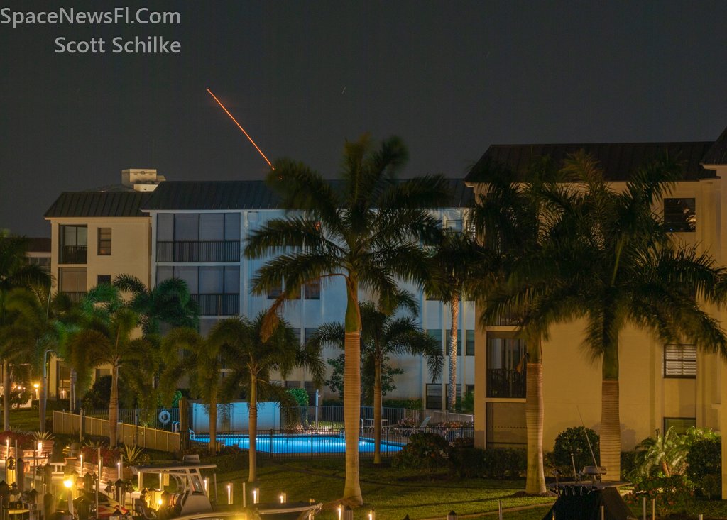 Four straight days April 7, 8, 9, & 10th three rocket launches & a 50% Solar Eclipse from Kennedy Space Center, Cape Canaveral & finally back home Marco Island. This is #SpaceX #Starlink 6-48 B-1083-2 over 200 miles away liftoff & booster landing burn on JRTI 1:40 AM SLC-40 🚀🇺🇲