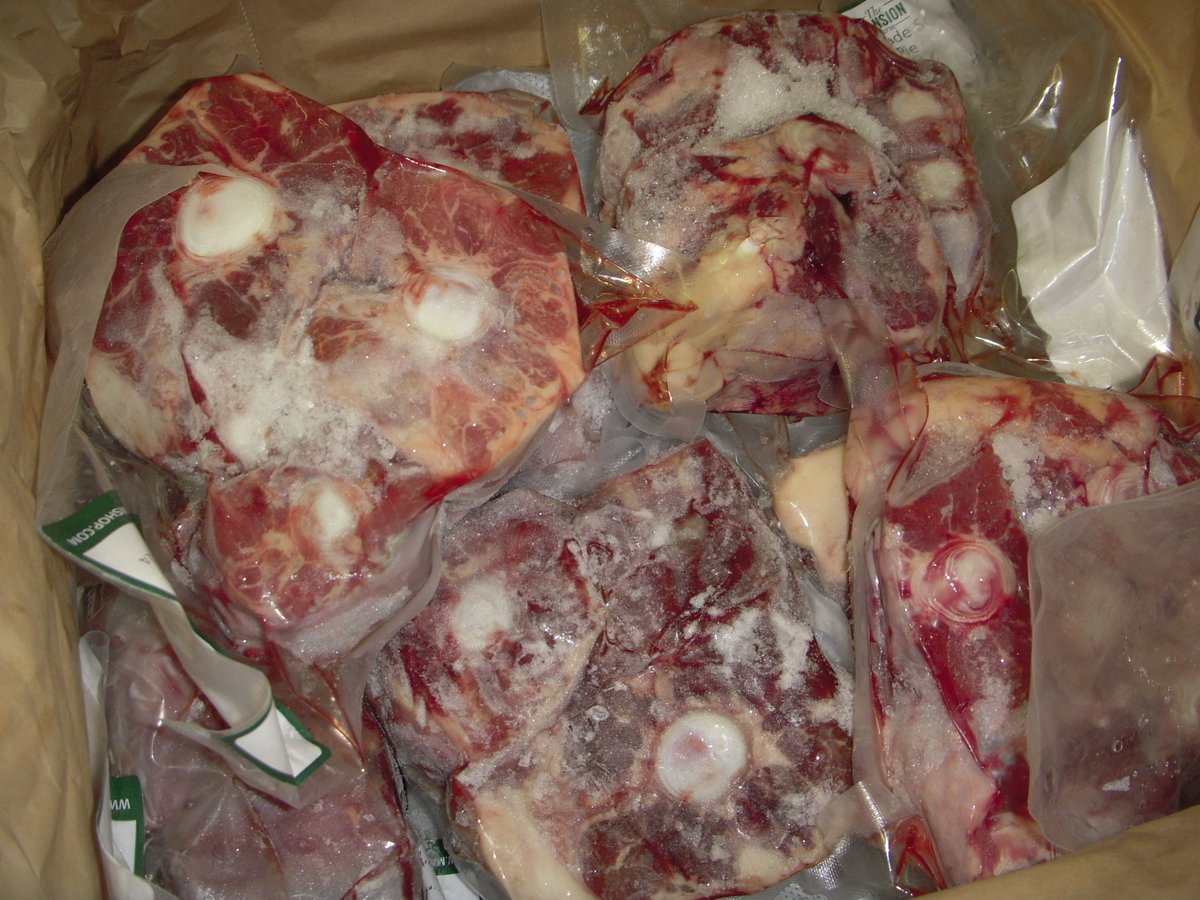 That's quite a lot of good-looking oxtail right there, wonder what's going on?

Couldn't be Great British Beef Week 2024 soon could it?

Thanks @Mansionfarmshop 

#gbbw24 @markdodd1310 @MillyFyfe