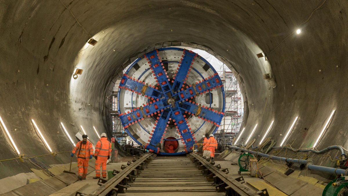 New tunnelling machine joins three others digging high-speed line under London - b.link/ii8do0eb #Aspermont @HS2ltd #SkanskaCostainSTRABAG #Herrenknecht #Tunnnelling #TBM #London #HighSpeedRail #Infrastructure