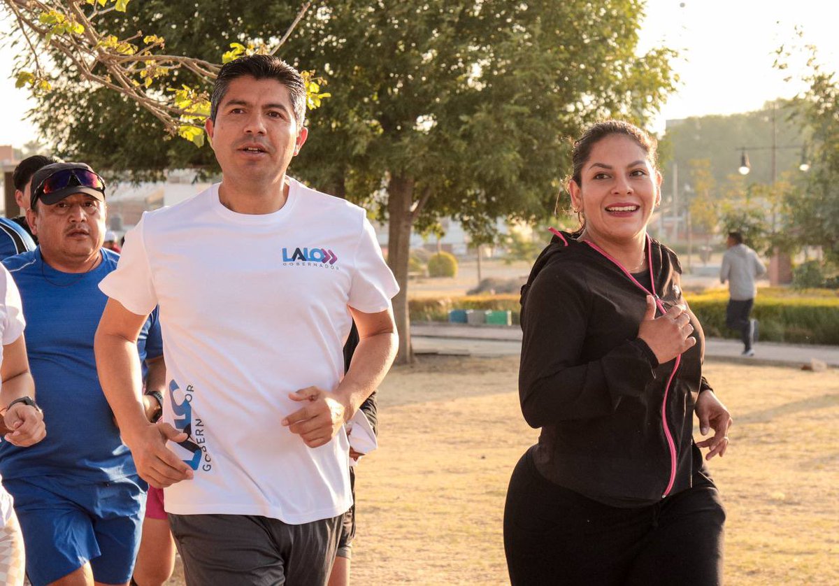 ¡Llegó el #RumboSeguro a #SanAndrésCholula con nuestro proximo gobernador, @eduardorivera01! 🙌🏼

Con el impulso a la juventud, el deporte y la dignificación de espacios públicos estaremos mejor 💙

#LaloGobernador