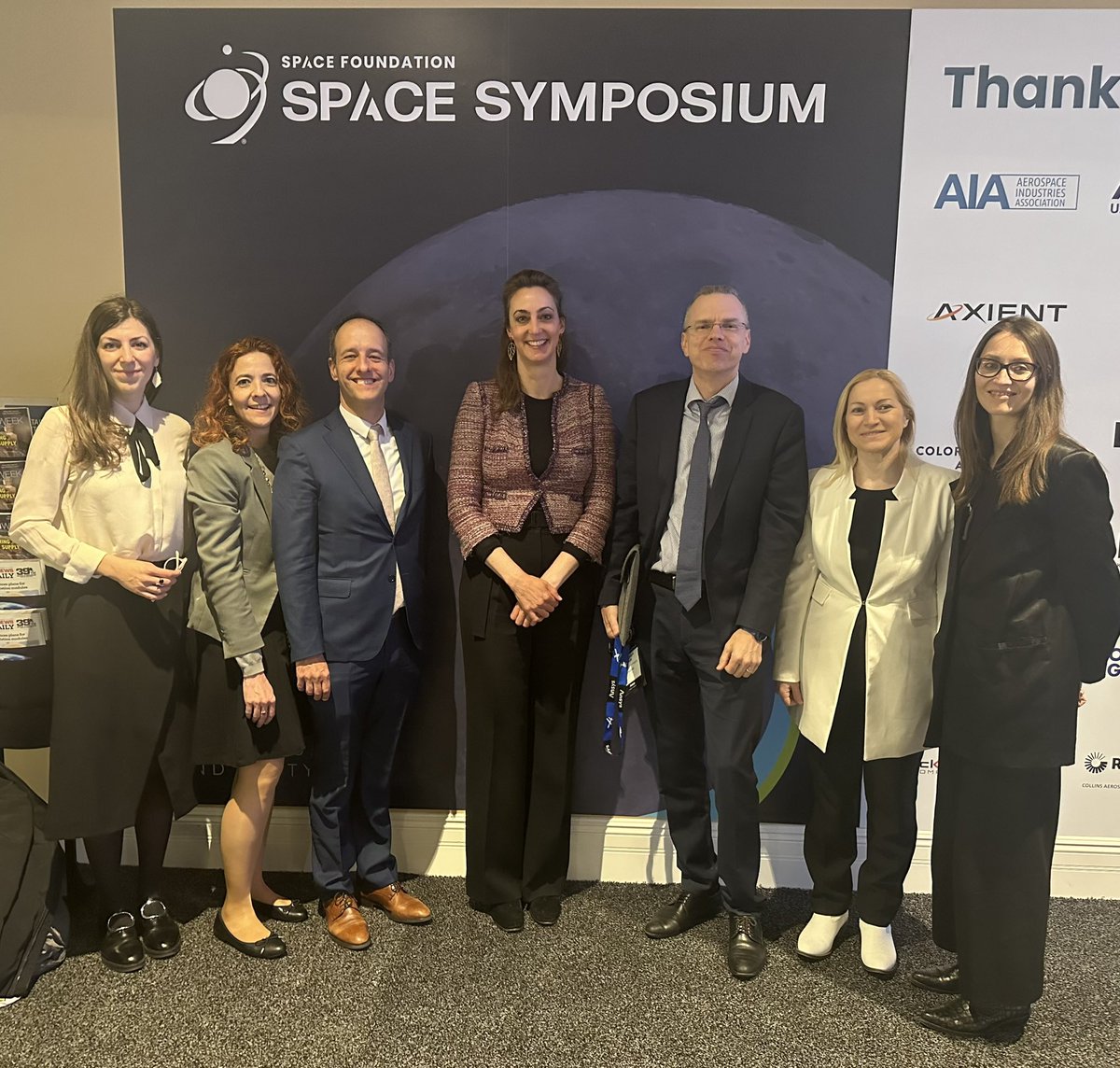 Thrilled for our #TeamEurope representation at the Symposium together with @EU4Space @rroquecosta and @defis_eu. 🇪🇺 capabilities such as Galileo 🛰️ , Copernicus or @eusatcen make 🇪🇺 a true space player, making a difference across sectors and for billions of citizens worldwide.