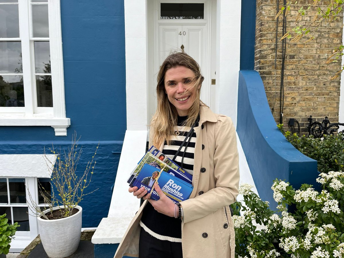 Out today with one of our fantastic Young Conservatives! Delivering for our #GLA candidate @RonnieMushiso! Hugely positive conversations on the doorstep ❤️ #EastSheen #Richmond