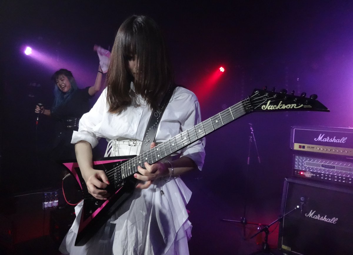 ThomasBartels83's tweet photo. MADASEKA まだ見たことのないセカイ live again in Germany @ the “Ratinger Hof” Düsseldorf 🤘🇩🇪🇯🇵🤘
🤘 My friends @Madaseka and singer @Hime_Hashimura  from Japan 🎸🎤🤘🇯🇵🤘 They are so awesome and  always a very great experience ❣️❣️🤘 #madaseka  #まだ見たことのないセカイ https://t.co/KrSKGXgfxq