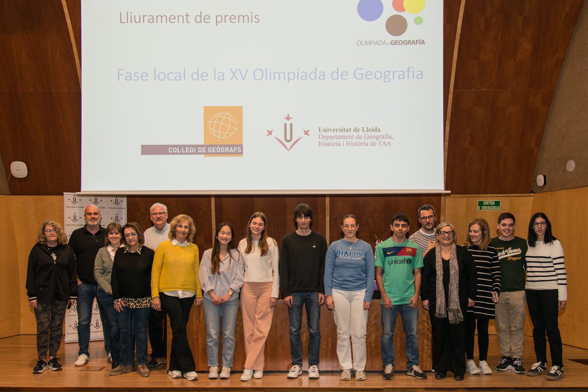 Felicitats als premiats del IV Premi Georecerca, que convoca l'equip ICE Geografia en Xarxa <a href="/IceUdl/">ICE UdL</a> i de la fase local de la XV Olimpíada de Geografia que convoca <a href="/colegeocat/">Col·legi de Geògrafs</a> i <a href="/GeosocUdL/">Geografia_UdL</a> 
<a href="/insmariustorres/">Ins Màrius Torres</a> <a href="/INSJoanOro/">INS Joan Oró Lleida</a> <a href="/terresdeponent/">Ins Terres de Ponent</a> <a href="/InstitutAlmata/">Institut Almatà</a> <a href="/INSJoanSola/">Institut Joan Solà</a>