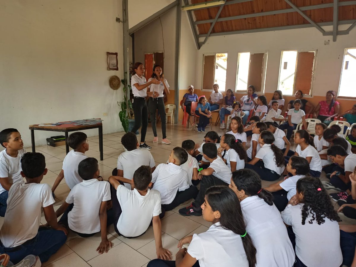 #10Abr | Fundacite Yaracuy conecta a comunidades con el mundo de la astronomía en San Felipe 📌La jornada es un reflejo del compromiso del Gobierno Bolivariano con la promoción de la ciencia y la tecnología en el país🇻🇪 Conoce más➡️tinyurl.com/2frstxwf #CienciaParaLaVida
