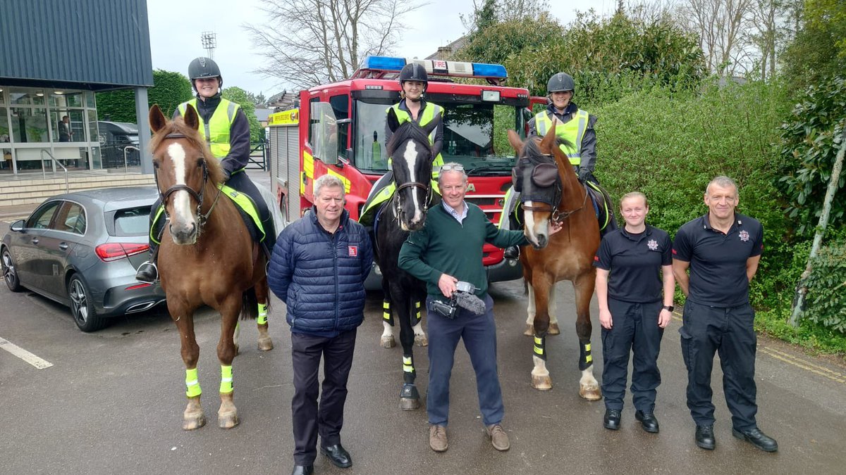 Even more great new content being prepared for @bluelightaware thanks to @SurreyFRS and Metropolitan Police mounted branch @MotoringAssist @NationalHways